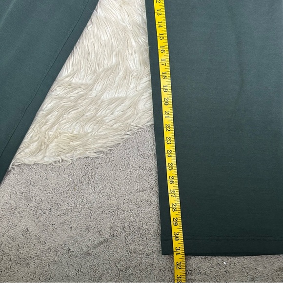 Nwt Skims Spruce zip up hoodie and straight leg fleece pants nwt set - Picture 17 of 17